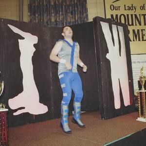 Meet your Posher, Tom